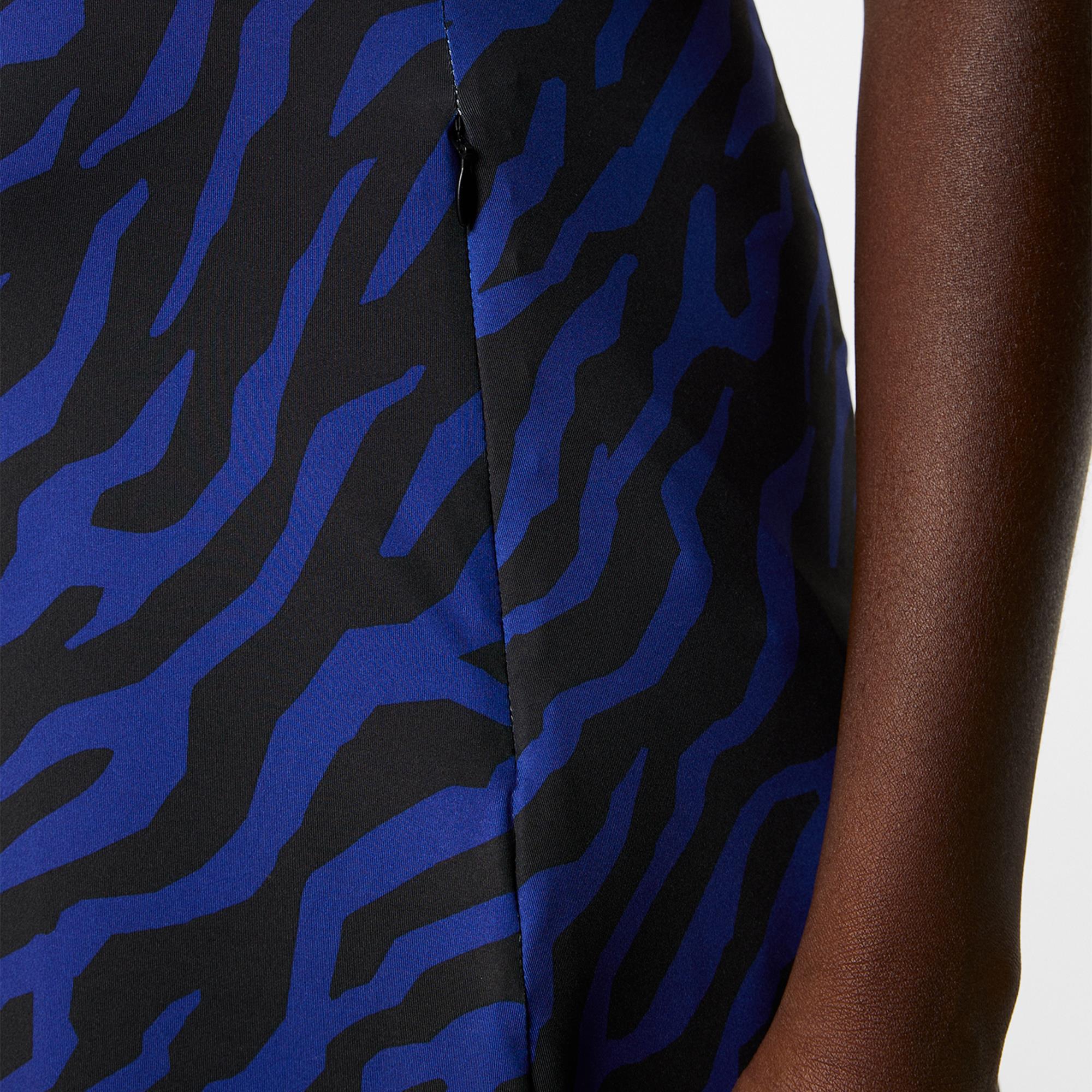 J Lindeberg Cora Print Ladies Golf Dress Tour Tiger Clematis